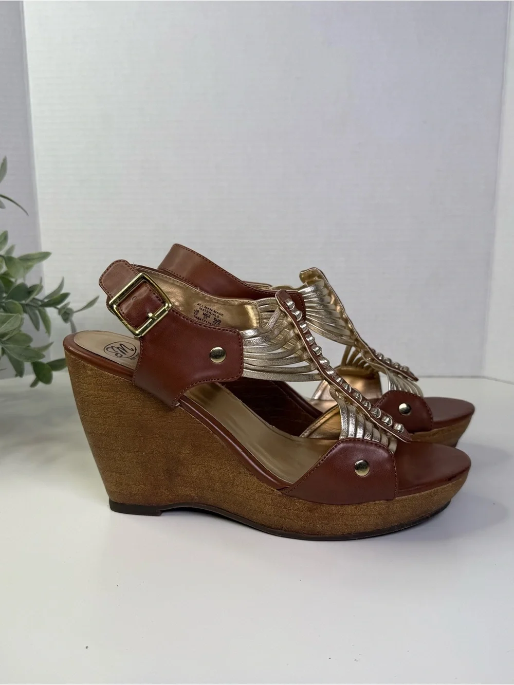SM New York Y2K Brown & Gold Gladiator Wooden Wedge Sandals Women's Size 10